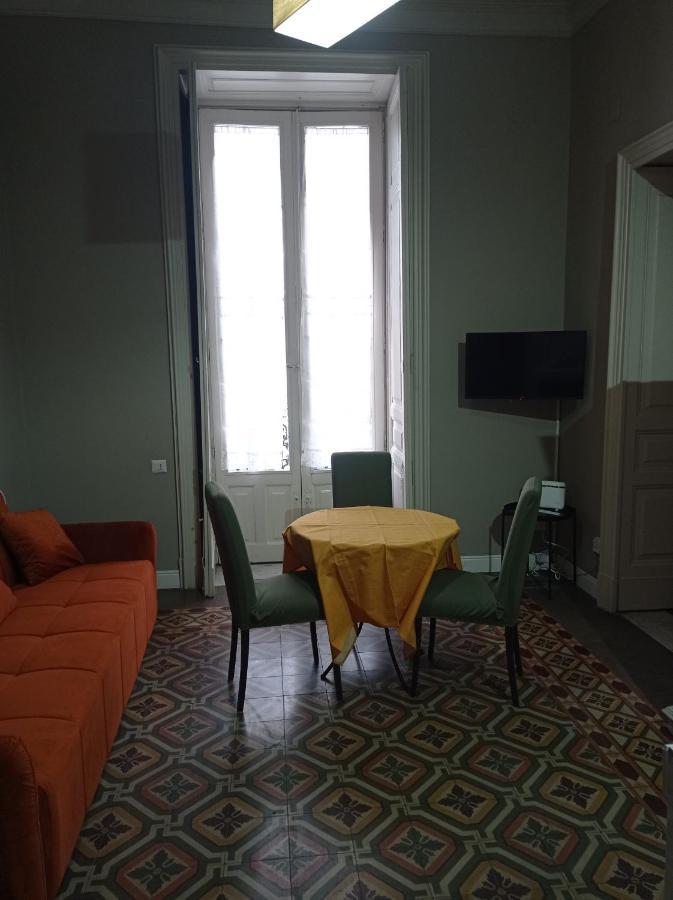 Wind House Apartment คาตาเนีย ภายนอก รูปภาพ
